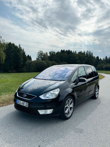 Ford Galaxy 2.2 Tdci