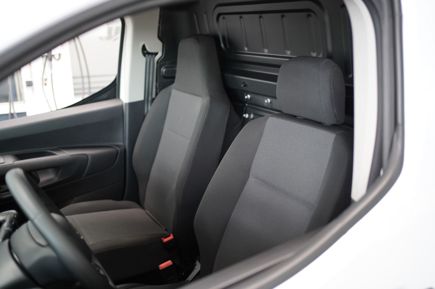 Fahrzeugabbildung Citroën Berlingo L2 BlueHDi 100 Club Klima Einparkhilfe