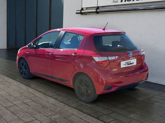 Yaris Hybrid 1.5 Team D *Standheizung*
