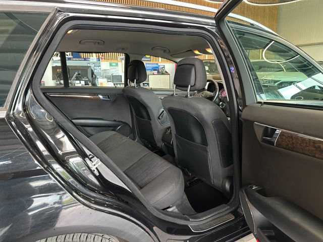 Mercedes-Benz C 200 *Tempo*Navi*Szhz*Pdc*