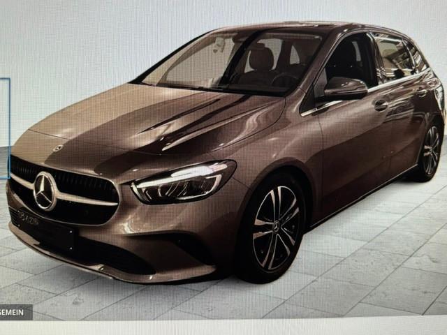 Mercedes-Benz B 180 d 8 Gang-DCT