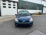 Renault Clio 1.2 - Renault Clio aus 2002: 1.2
