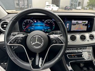 Mercedes E 300 - 7
