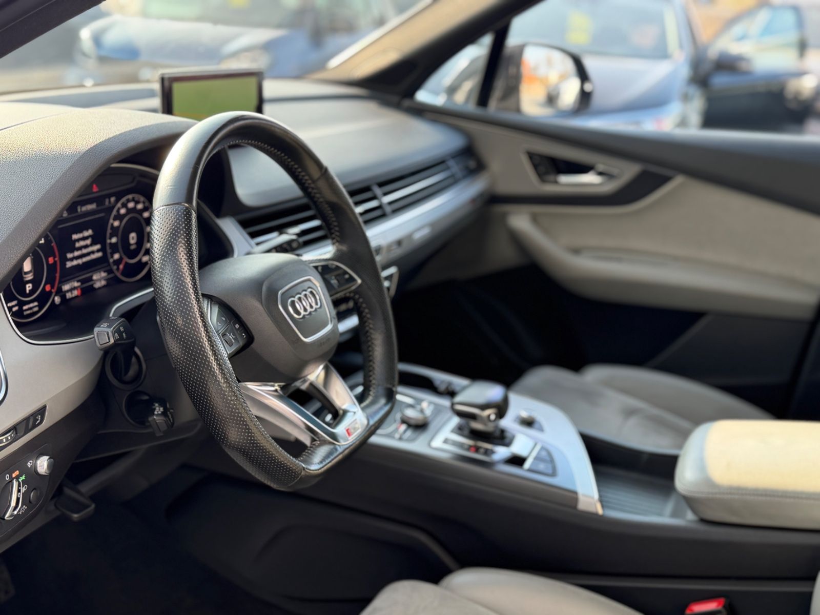 Q7 3.0 TDI quattro S-Line  Standheiz. Leder Pano