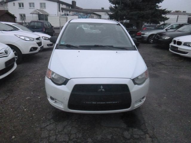 Mitsubishi Colt Lim. 3-trg. Basis