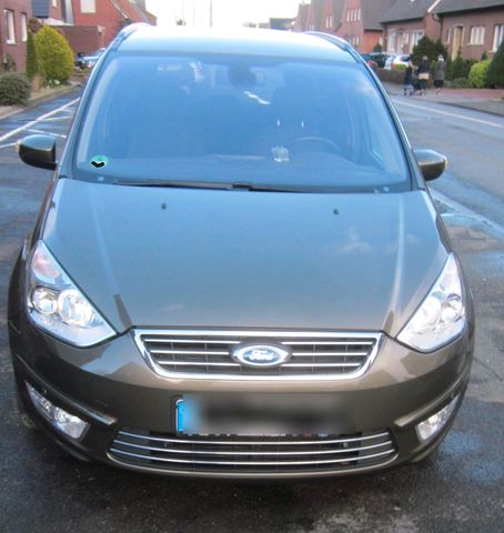 Ford FORD GALAXY TITANIUM, 7 SITZE, AHK, 140 PS...