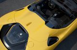 Ferrari SF90 Spider  |  Carbon | Lift - Ferrari SF90