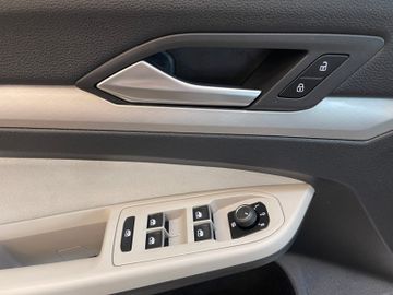 MYAUTOCENTER – Gebraucht- und Jahreswagen mit Werkstattservice in Pfaffenhofen Volkswagen Golf VIII Variant Life *1. Hand*Kamera*AHK*Klima