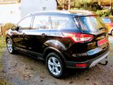 Ford Kuga 2,0 TDCi 2x4 88kW Titanium Titanium - Ford Kuga von privat
