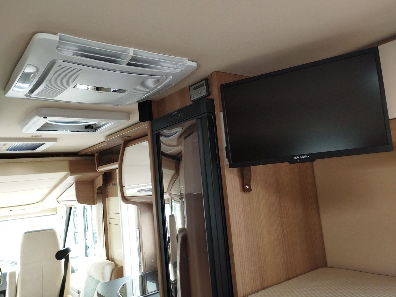 Fahrzeugabbildung Carthago C1-tourer I 143 LE