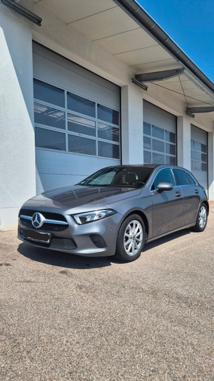 Image of Mercedes-Benz A 200