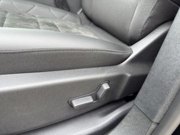 Citroën C5 Aircross Max 145 Hybrid +Navi+LED+SHZ+KeyLess