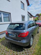 Mercedes-Benz B200 Autom|1.Hand|TÜV 08/27 |Garage| AHK |Check - Mercedes-Benz: 1.0