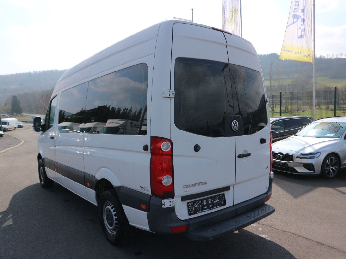 Fahrzeugabbildung Volkswagen Crafter 35 Behindertengerecht Rollstuhl-Rampe