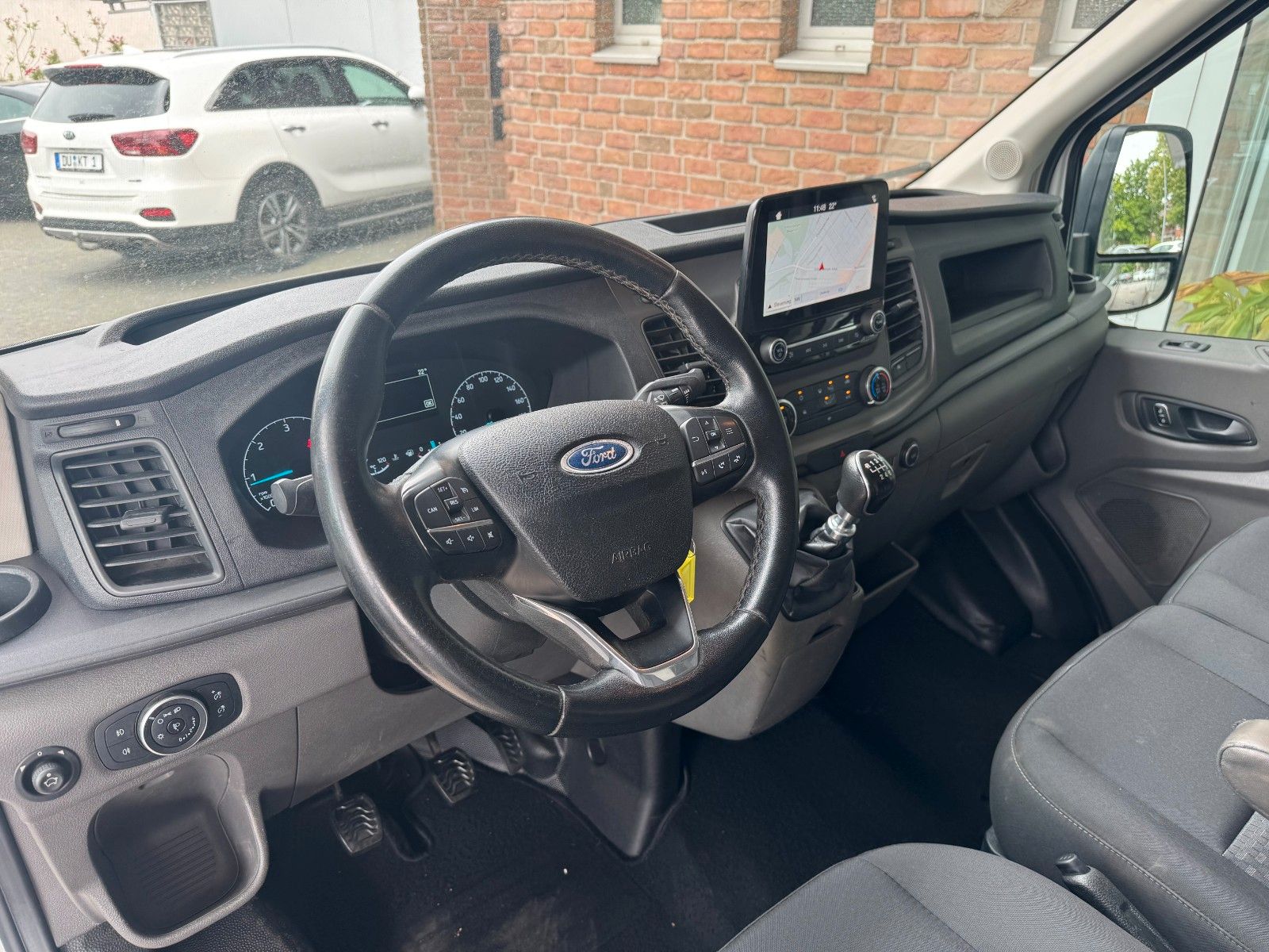 Fahrzeugabbildung Ford Transit Kasten 350 L4 H3 Navi/Klima/AHK/PDC/1.Hd