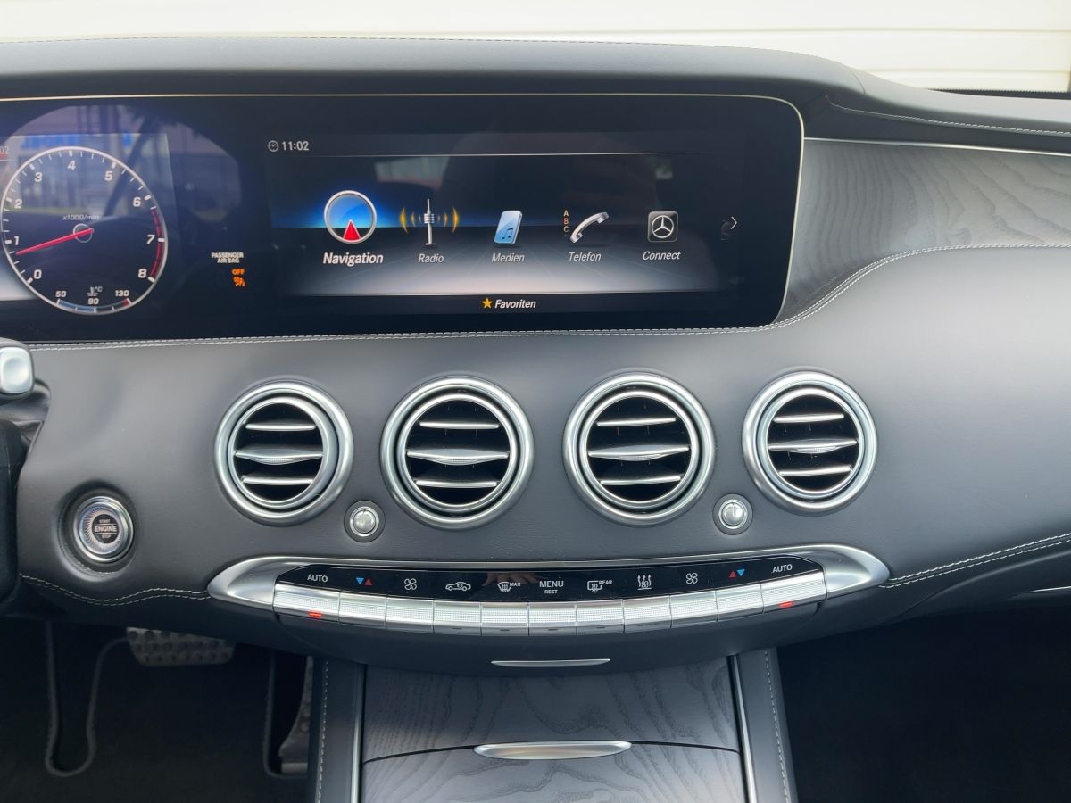 Fahrzeugabbildung Mercedes-Benz S 560 4M Coupe AMG/360°/Exklusiv/Burmester/20''