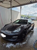 Porsche Panamera 4S S - Porsche Panamera aus 2010: 4s