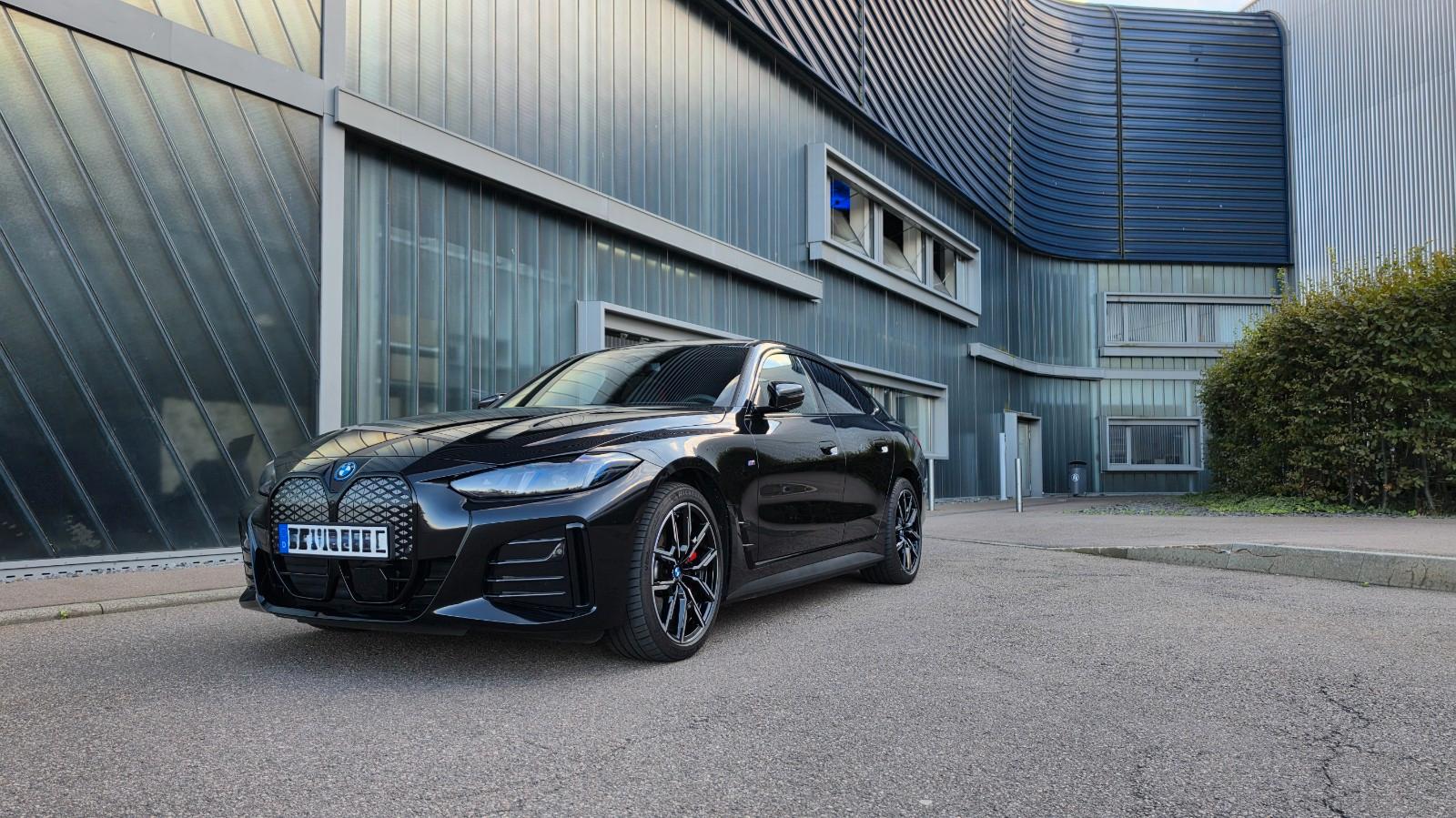 BMW i4 xDrive40 M Sport Pro Vollausst.Garantie 2030