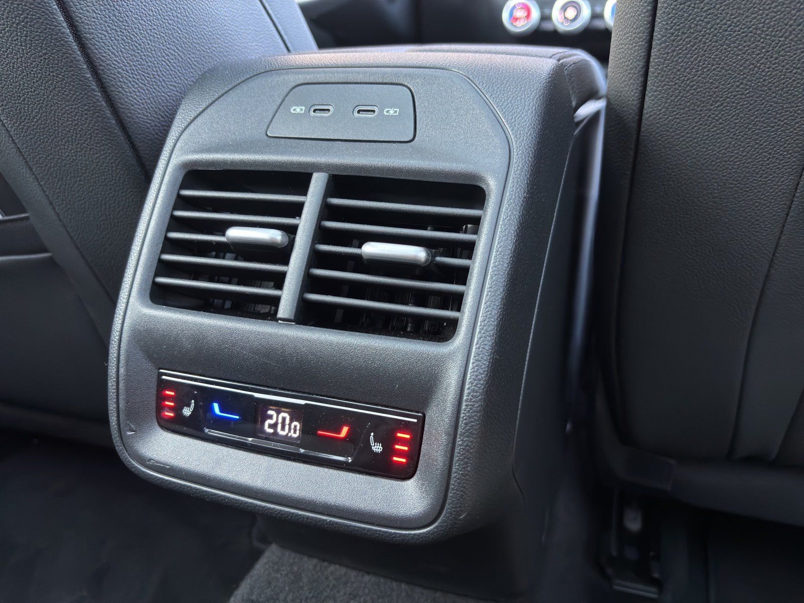 Fahrzeugabbildung SKODA Superb C L&K 2,0 TDI 110kW DSG/MATRIX/AHK/STANDH