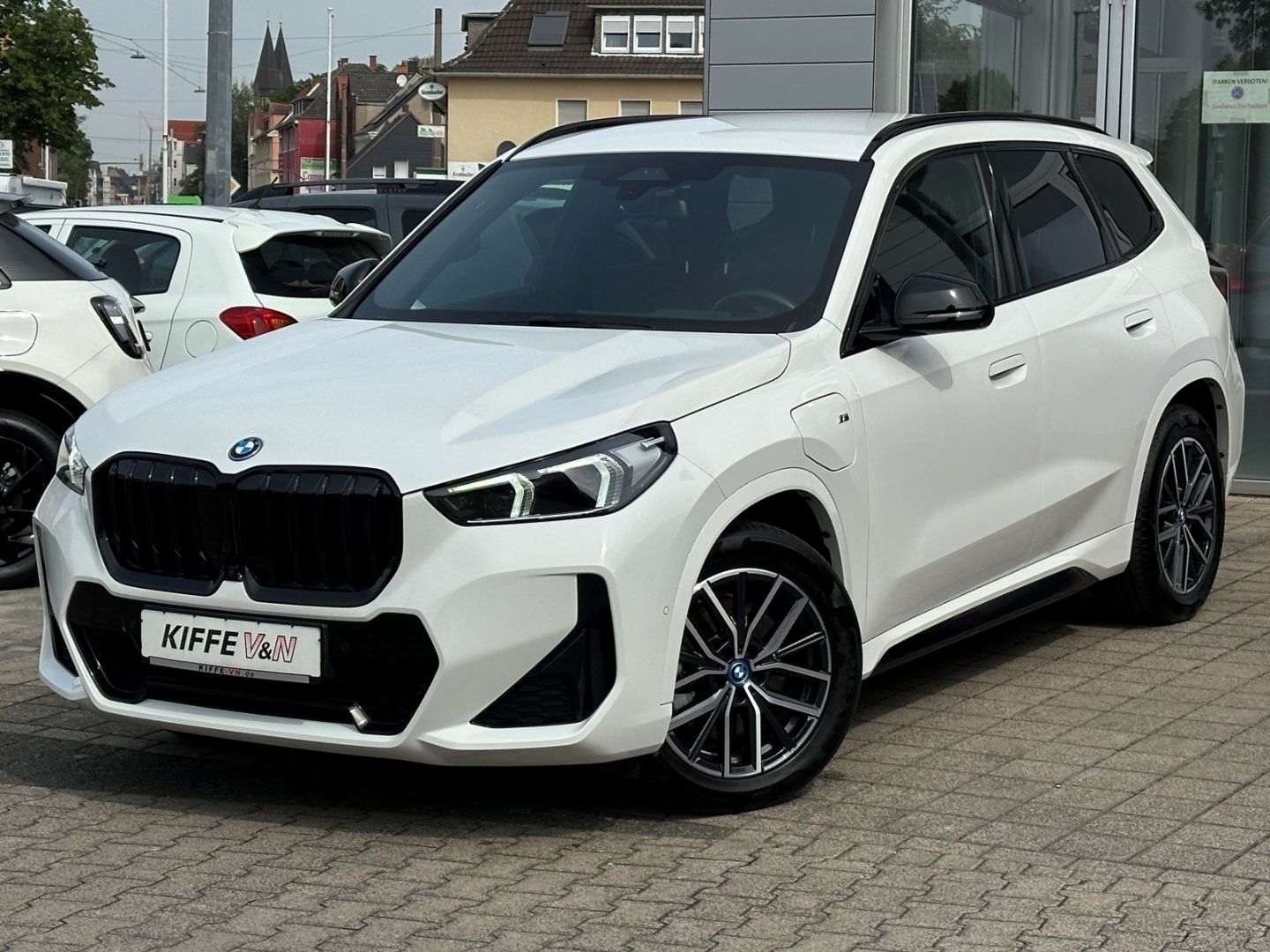 BMW X1 xDrive30e M SPORT MEMORY 360 HUD H/K LENKHEIZ imagem 3