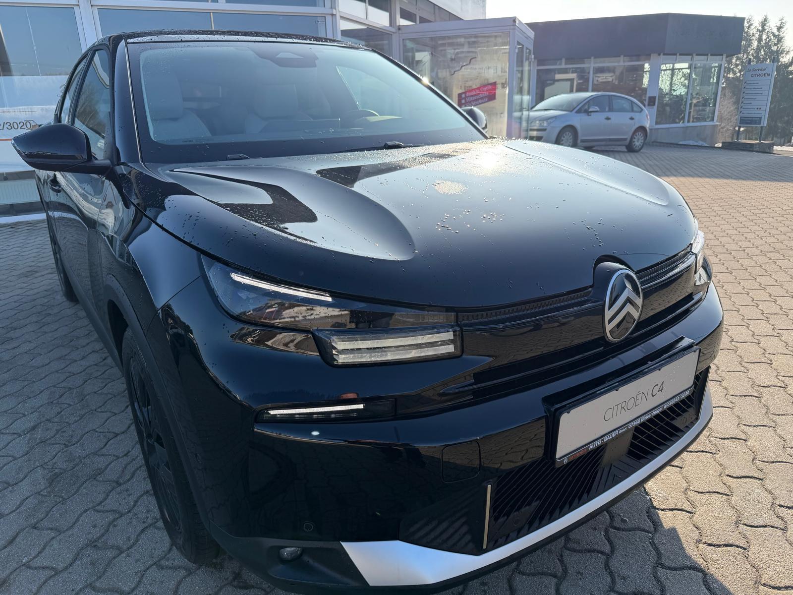 Citroën C4 Hybrid 145 MAX