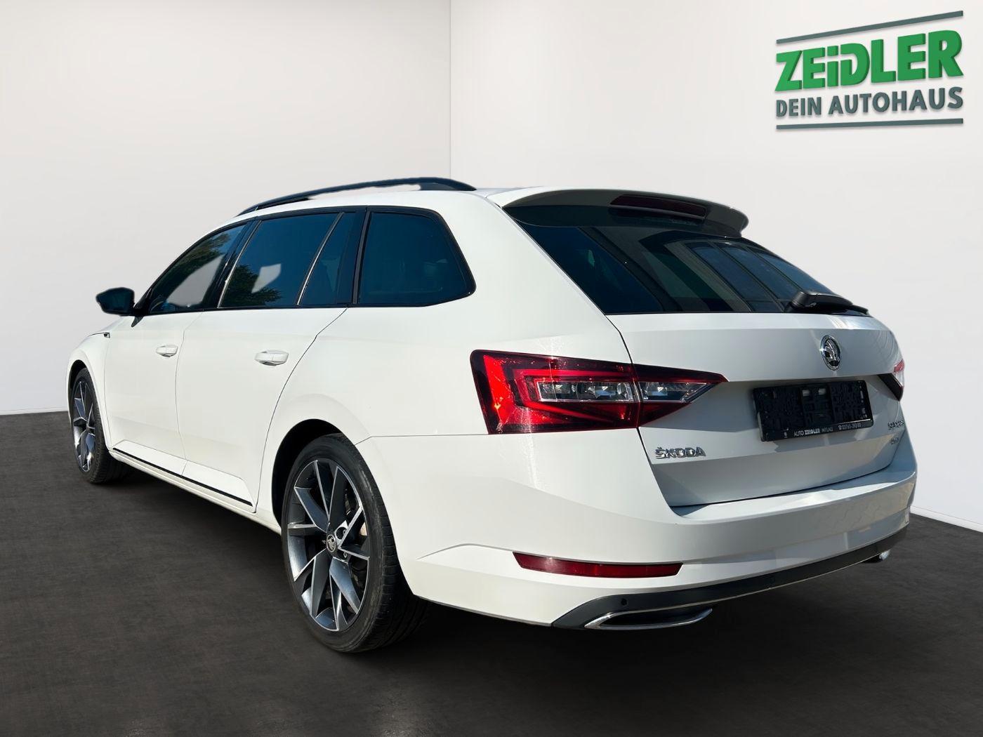 Skoda Superb Combi 2.0 TDI 4x4 Sportline AHK Navi ACC