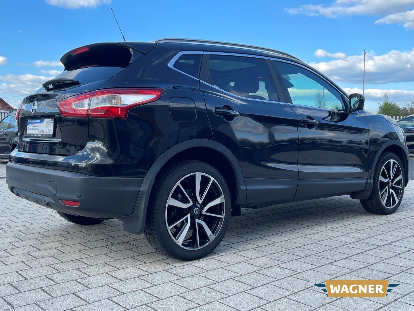 Fahrzeugabbildung Nissan Qashqai N-Connecta Automatik Tempomat