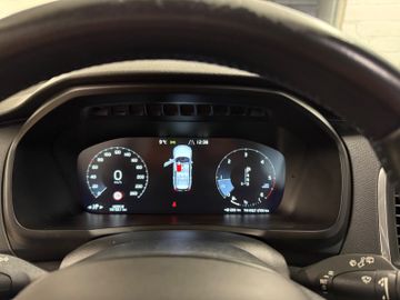 Volvo XC90 - 10