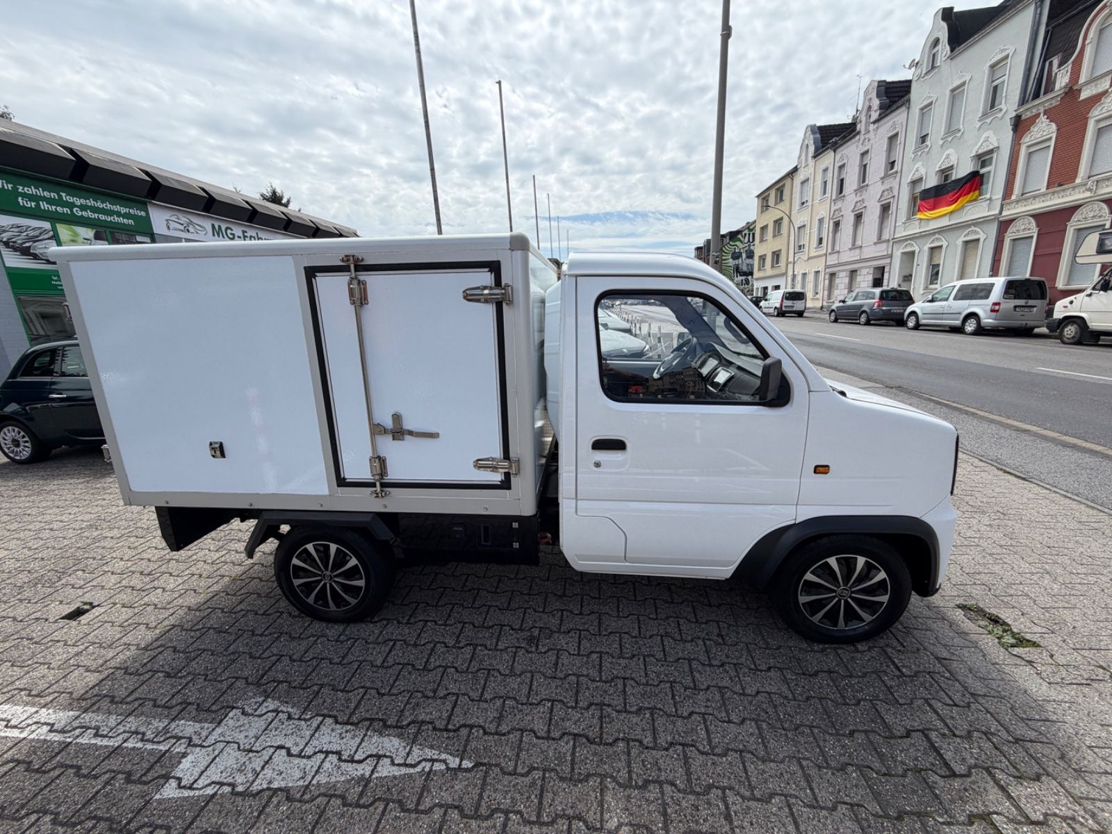 Fahrzeugabbildung Andere NEXTEM ORCA KÜHLKOFFER FRISCHEDIENST NEU