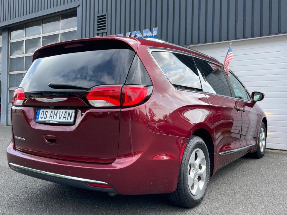 Fahrzeugabbildung Chrysler Pacifica 3.6 touring L Plus Leder Kamera PDC