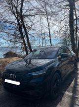 Audi S-line Quattro & Pano Vollausstattung - Audi Q4 e-tron von privat