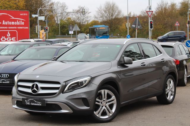 Mercedes-Benz GLA 220 CDI 4Matic*AMG-Paket*Bi-Xenon*Navi*