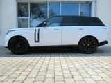 Land Rover NEW P460e AUTOBIOGRAPHY BLACK SV BESPOKE eAHK+22 - Land Rover Range Rover SV mit Hybrid-Antrieb (Benzin/Elektro)