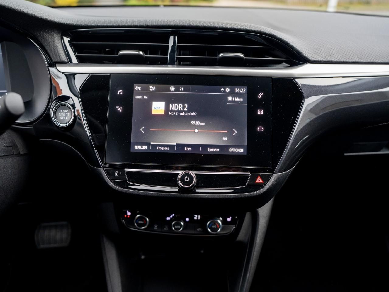 Fahrzeugabbildung Opel Corsa F e Elegance