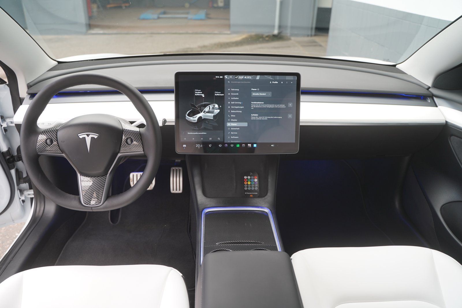 Tesla Model 3 Performance *innen weiß*Startech-Umbau*M foto 2