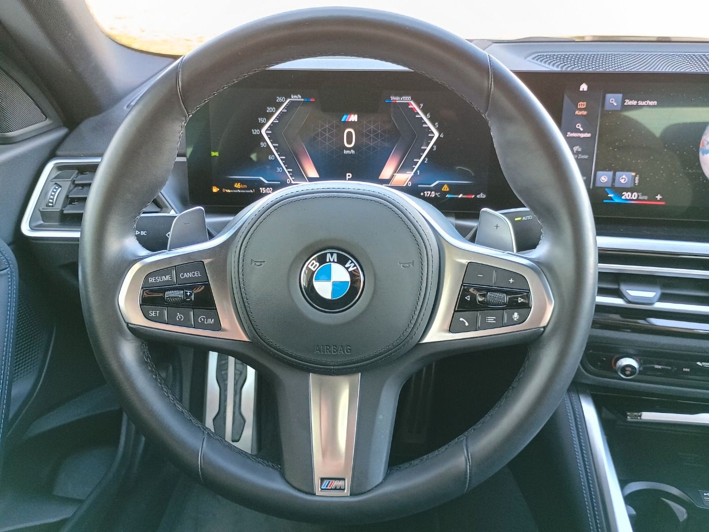 Fahrzeugabbildung BMW 220i Coupé M-Sportpaket HUD GARANTIE bis 09/2028