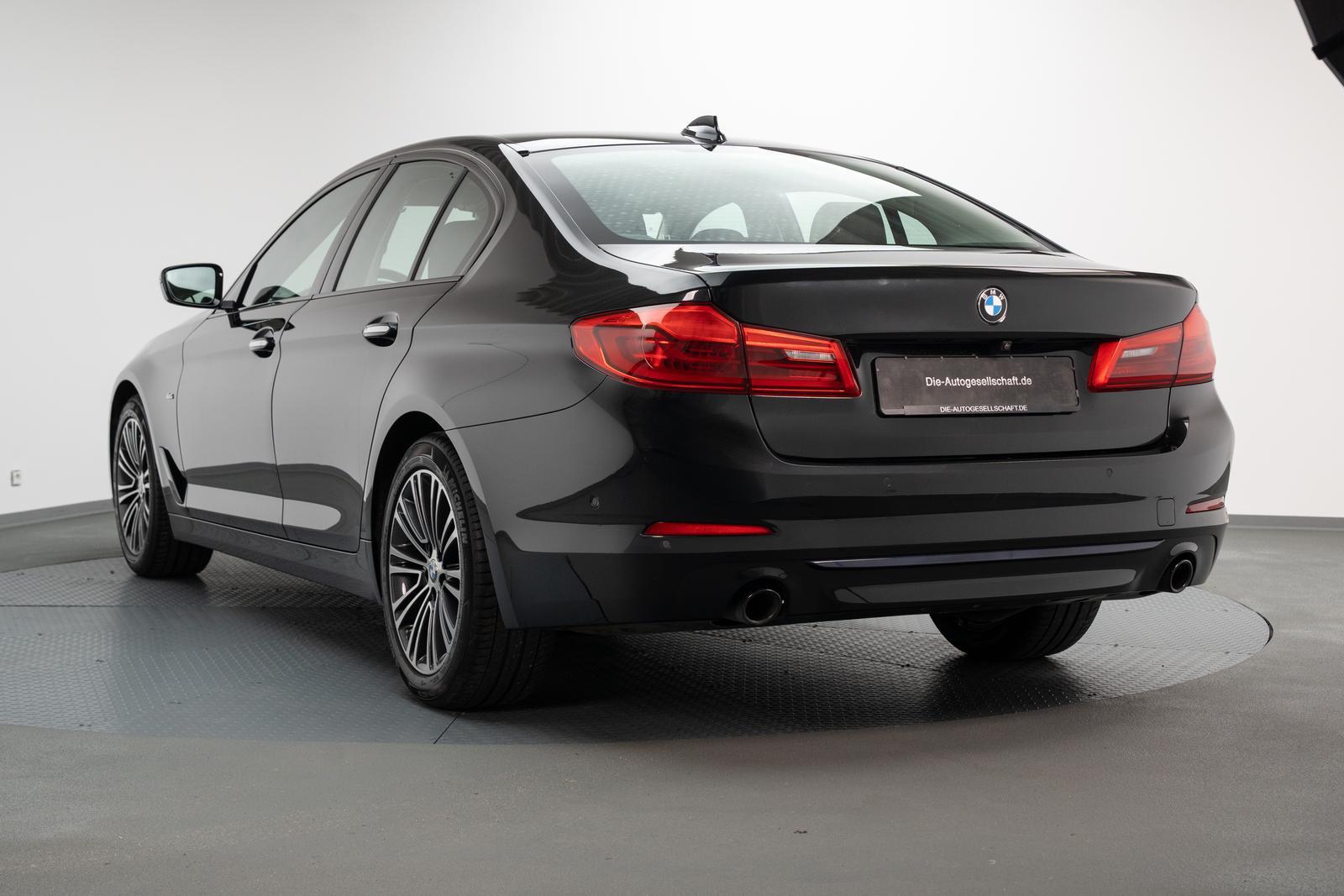 BMW 520 d Sport Line*LED*NAVI*LEDER*KAMERA*