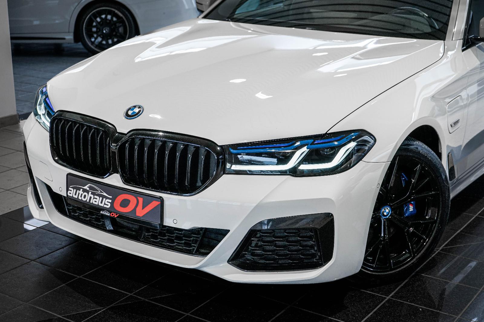BMW 530e xDrive M Sport Pro*M Sitze*DDC*HUD*ACC*Pano