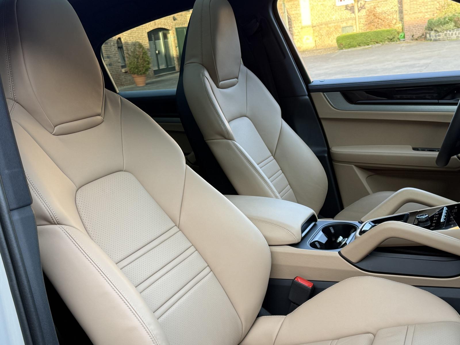Porsche Cayenne E-Hybrid Coupe SPORTDESIGN*INNODRIVE*22