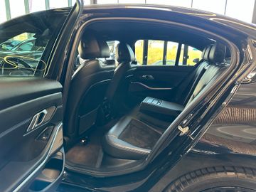 MYAUTOCENTER – Gebraucht- und Jahreswagen mit Werkstattservice in Pfaffenhofen BMW 330 d M Sport *Parkass*LED*Shadow*