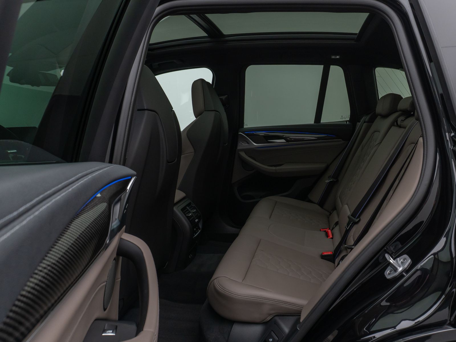 Fahrzeugabbildung BMW X3 M Competition Panorama HUD DAB H/K AHK 21Zoll