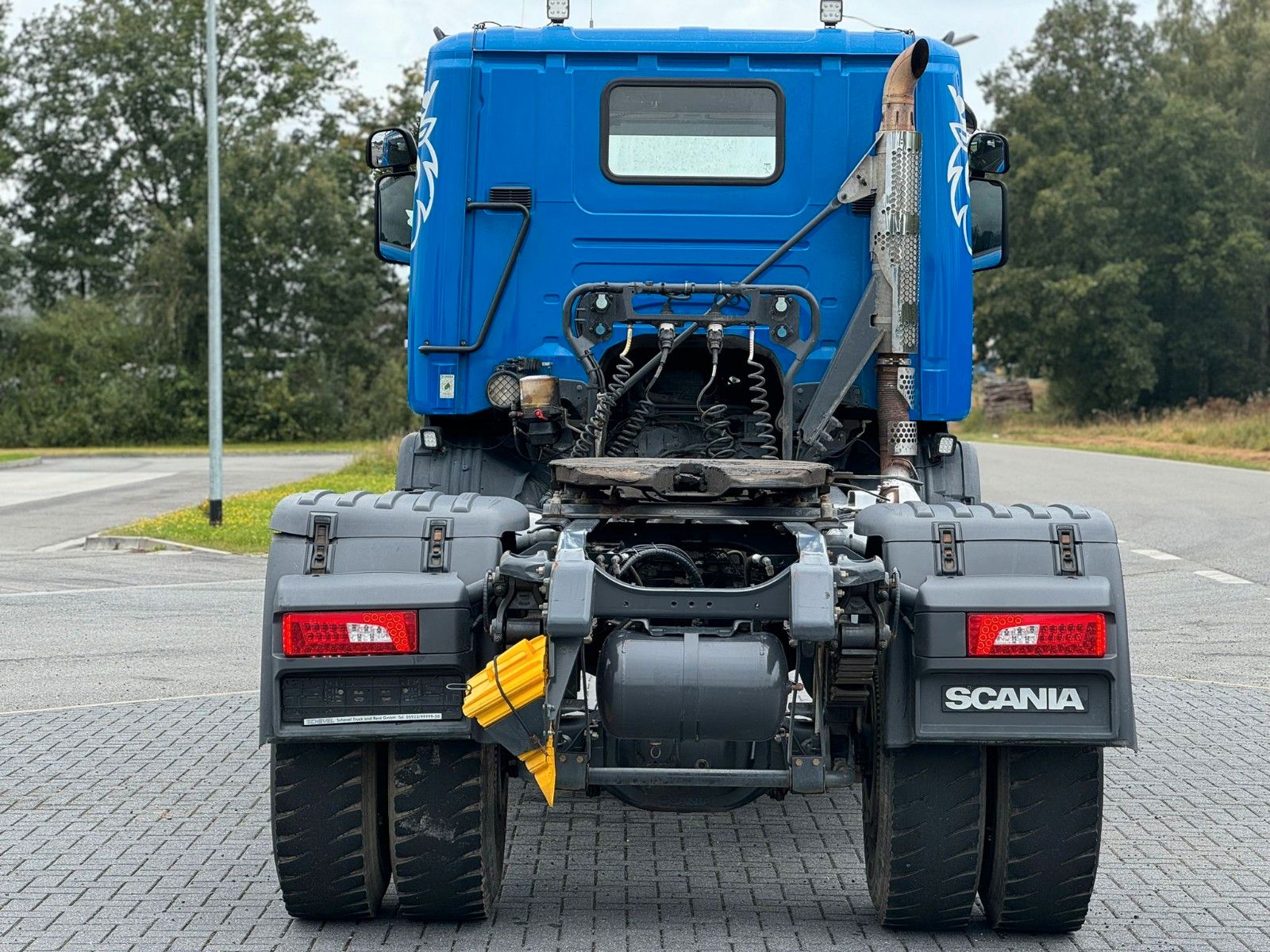 Fahrzeugabbildung Scania G450 4x4H BB Sattelzugmaschine Kipp-Hydraulik