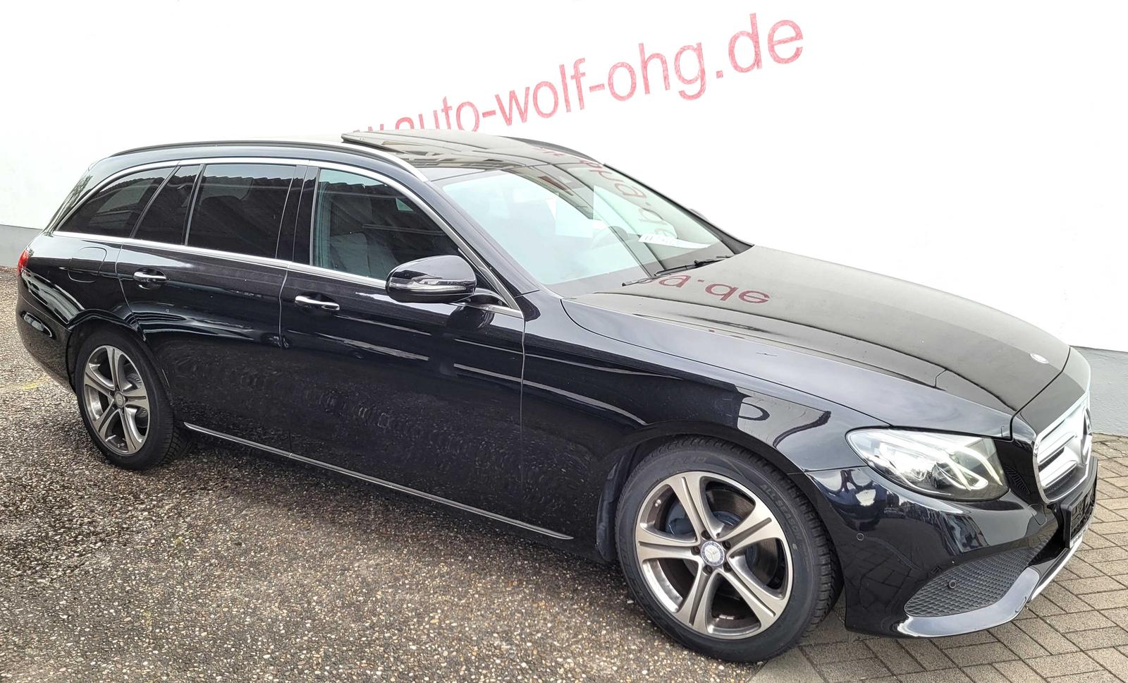 Mercedes-Benz E 200T CGI avantgarde LED, Navi, Schiebedach
