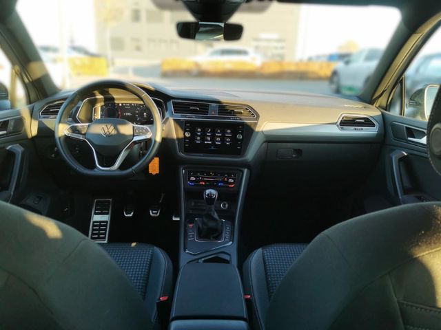 Tiguan Active 2.0 TDI AHK Navi  Carplay BT PDCv+