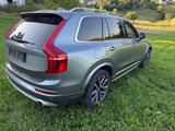 Volvo XC90 T6 AWD Geartronic Momentum Momentum - silberne Volvo XC90