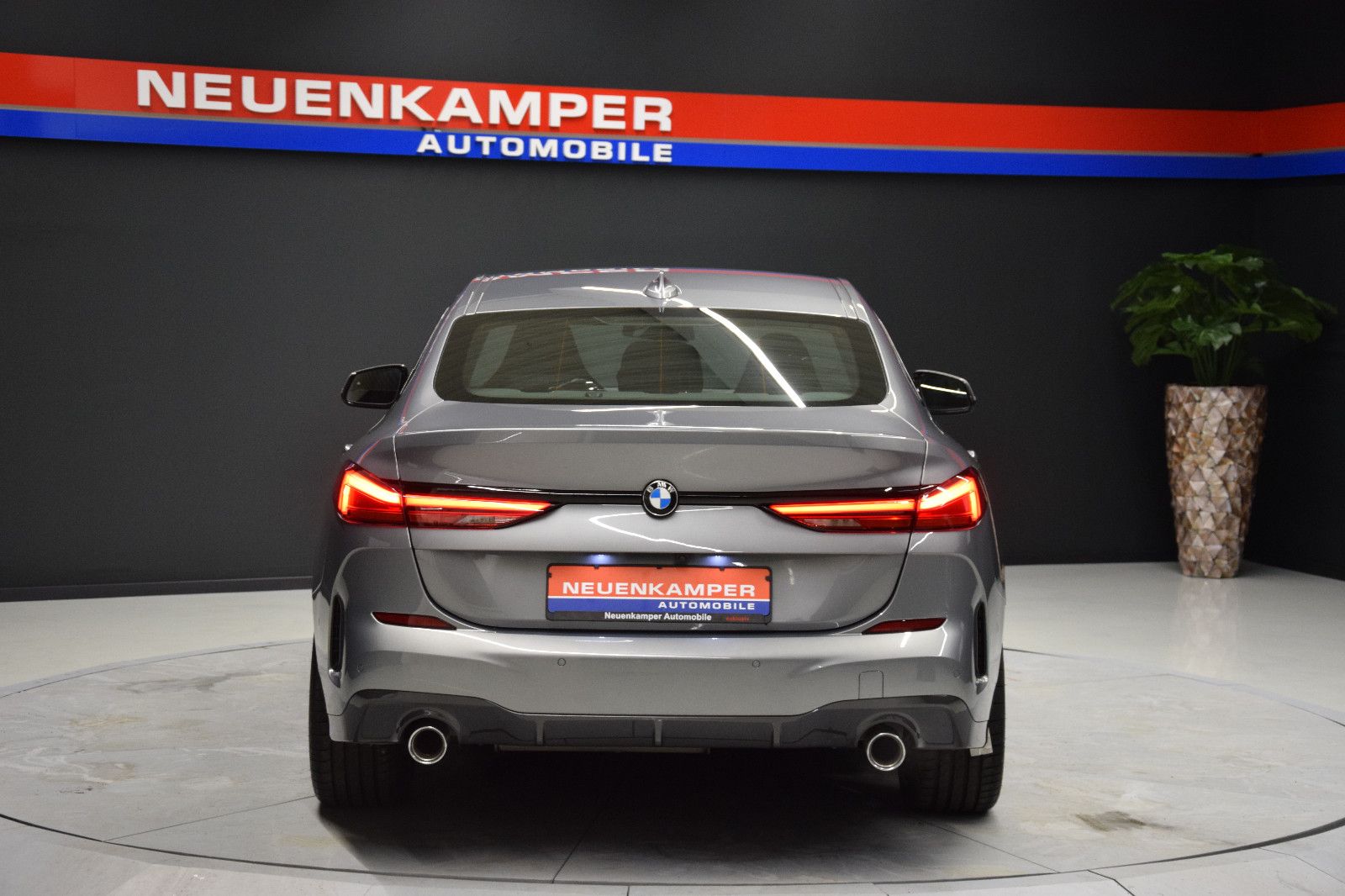 Fahrzeugabbildung BMW 220d Gran Coupé xDrive HuD LED Keyless Memory