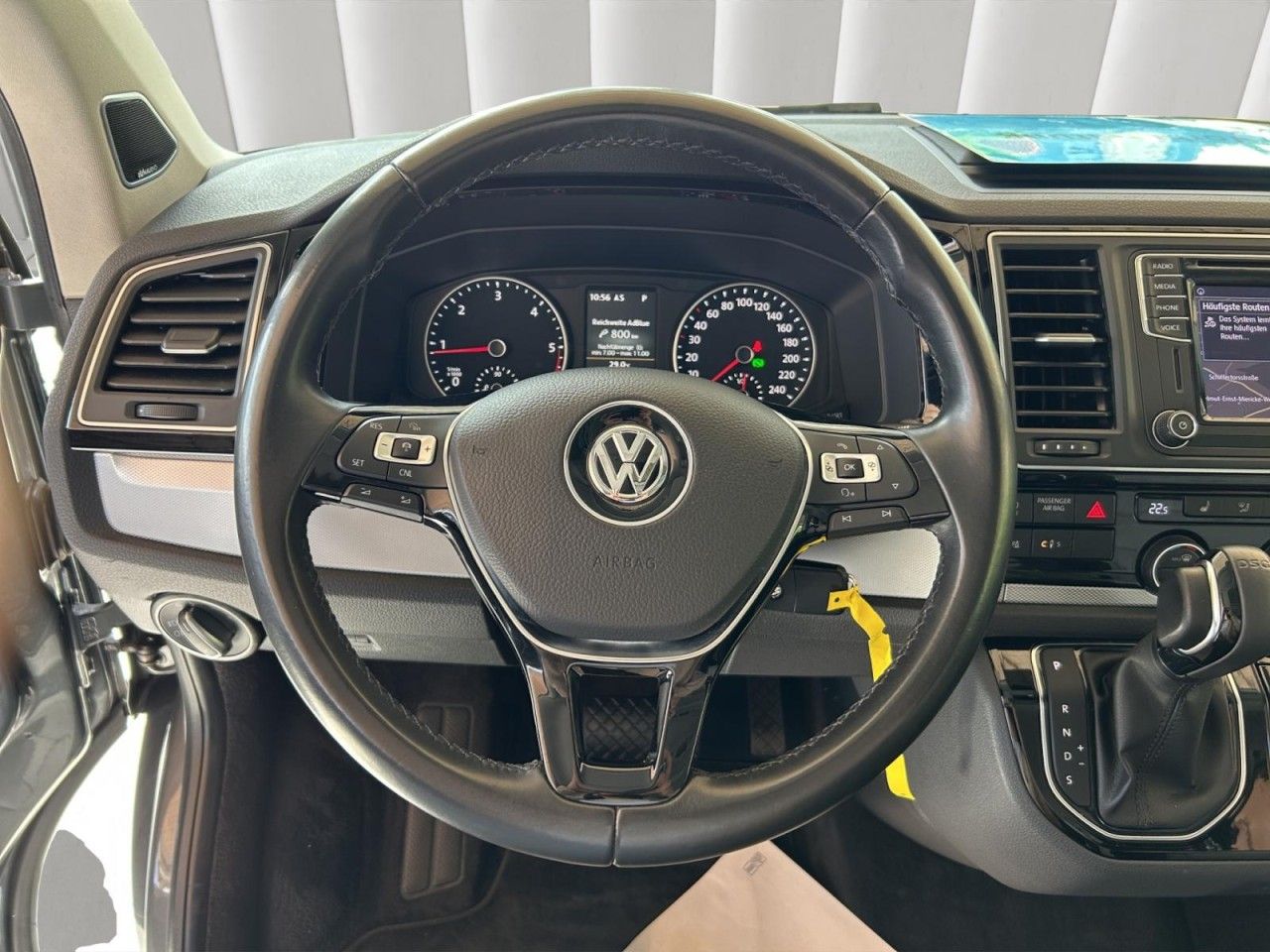 Volkswagen T6 2.0 TDI DSG 4Motion Multivan LED Navi AHK ACC foto 10