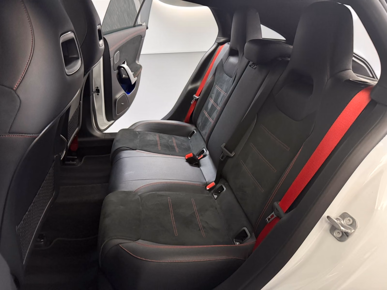 Mercedes-Benz CLA 35 AMG Shooting Brake PANO*ACC*360*BURM*BEAM