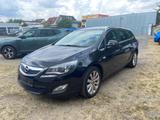 Opel Astra J Sports Tourer Innovation/Automatik - Opel Astra aus 2011: Sports Tourer