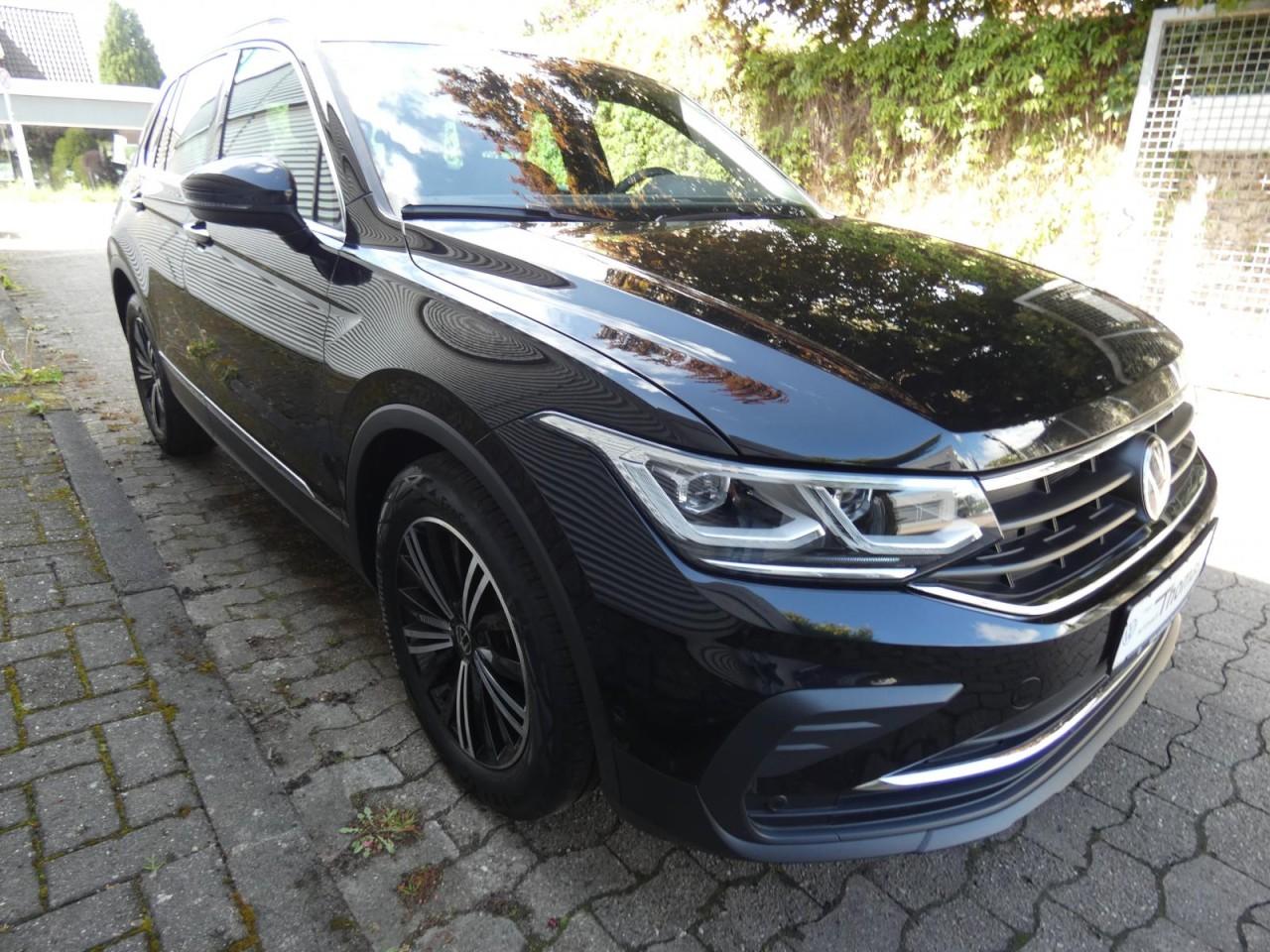 Volkswagen Tiguan 1.5 TSI DSG Move MLED Navi AHK SHZ PDC